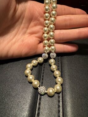 Classic Pearl Bead Necklace with Crystal Accent - Ivory